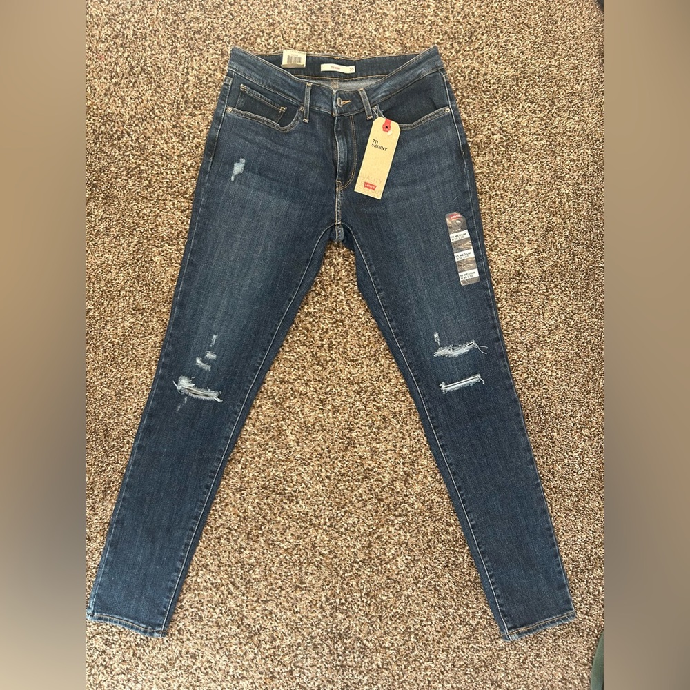 BNWT Levi 711 Skinny